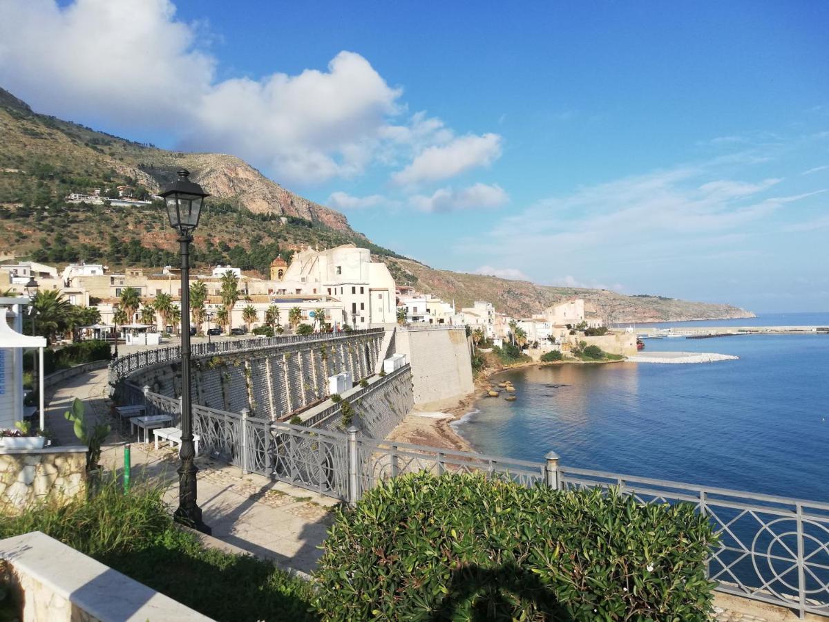 卡斯泰拉马莱Palazzo Taormina公寓 外观 照片